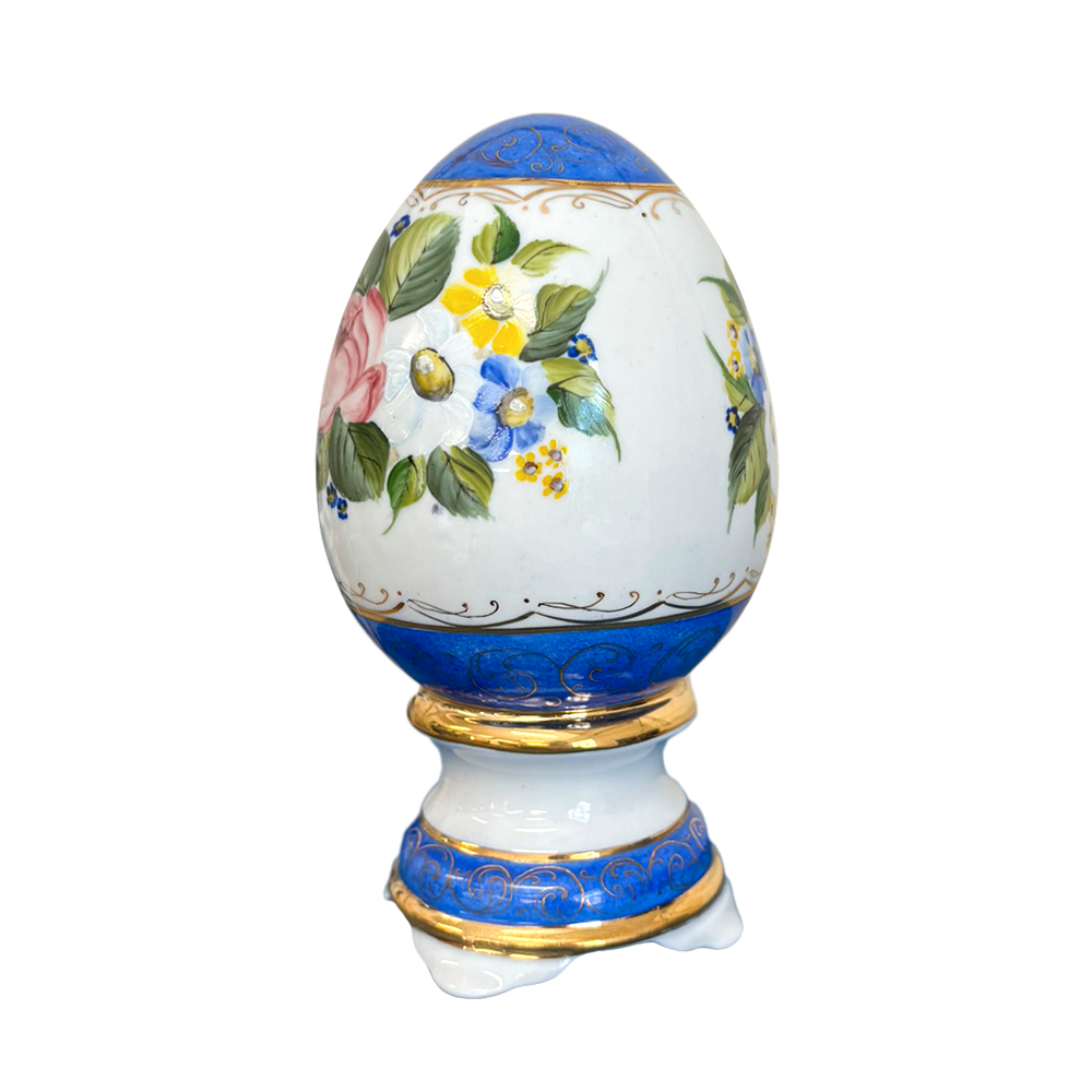 Яйцо малое Подарочное в цветной надглазурной росписи Устюхиной Гжельский фарфоровый завод