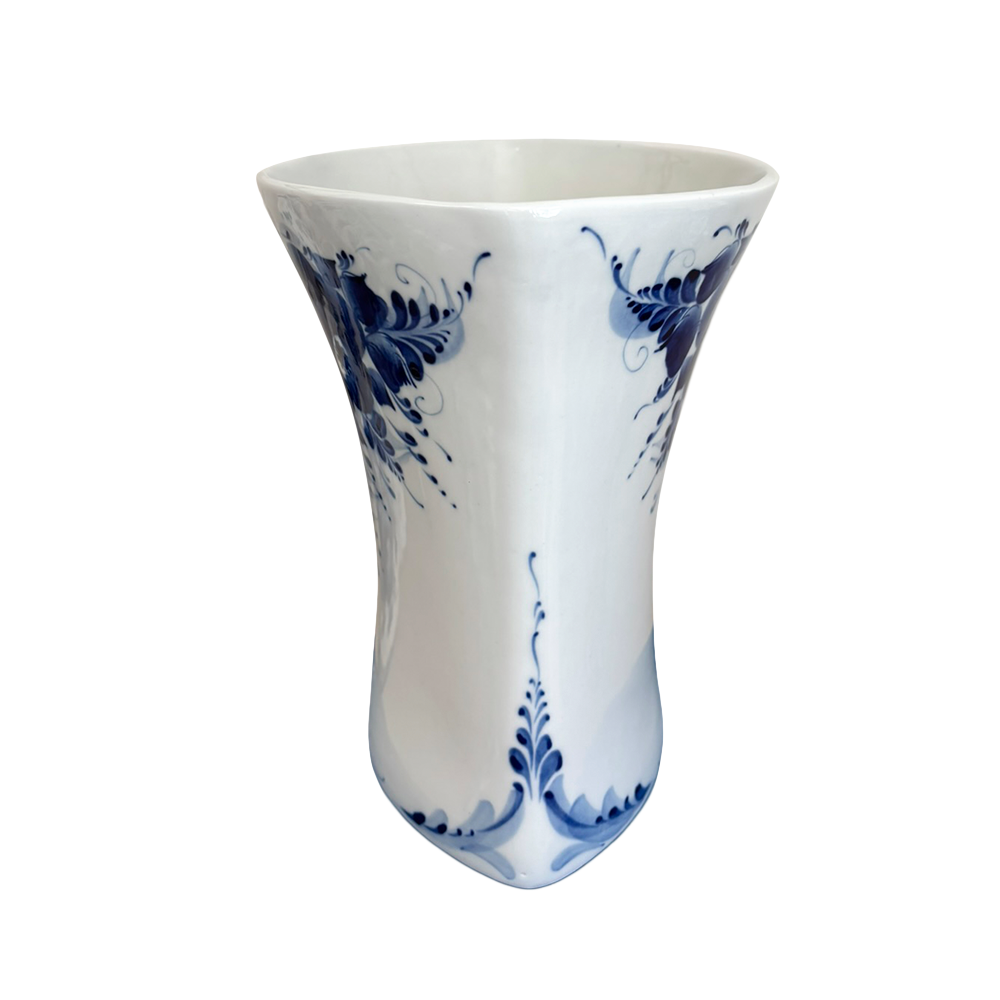 Ваза Таврическая с широкой горловиной Гжельский фарфоровый завод