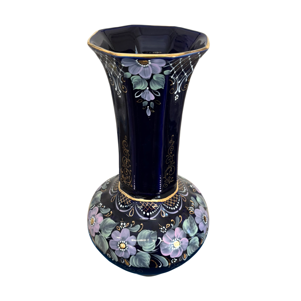 Ваза Абутилон в глухом кобальте с цветной росписью Гжельский фарфоровый завод