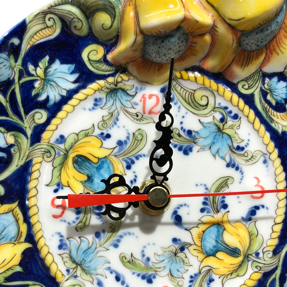 Часы Колокольчик в цветной росписи "Дивные цветы"