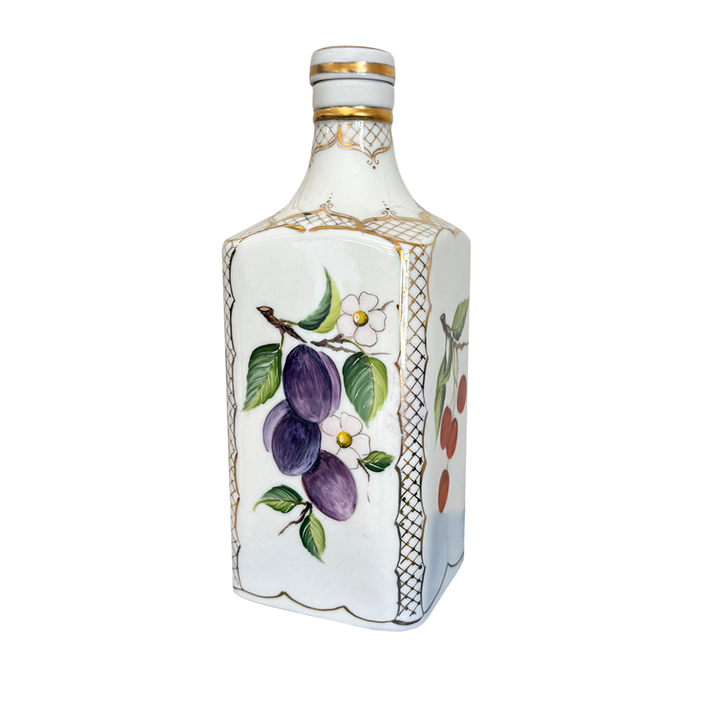 Штоф Классический в росписи Устюхиной со сливами Гжельский фарфоровый завод