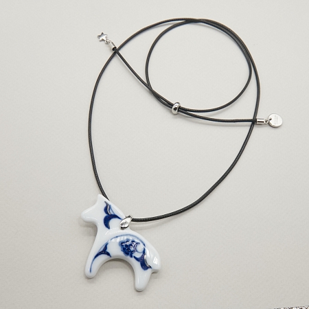 Кулон Коник роспись бутон на шнурке в платине из коллекции ГФЗ &amp; Buylerika Ceramic Гжельский фарфоровый завод