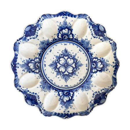 Тарелка для яиц в росписи Исакиной Гжельский фарфоровый завод