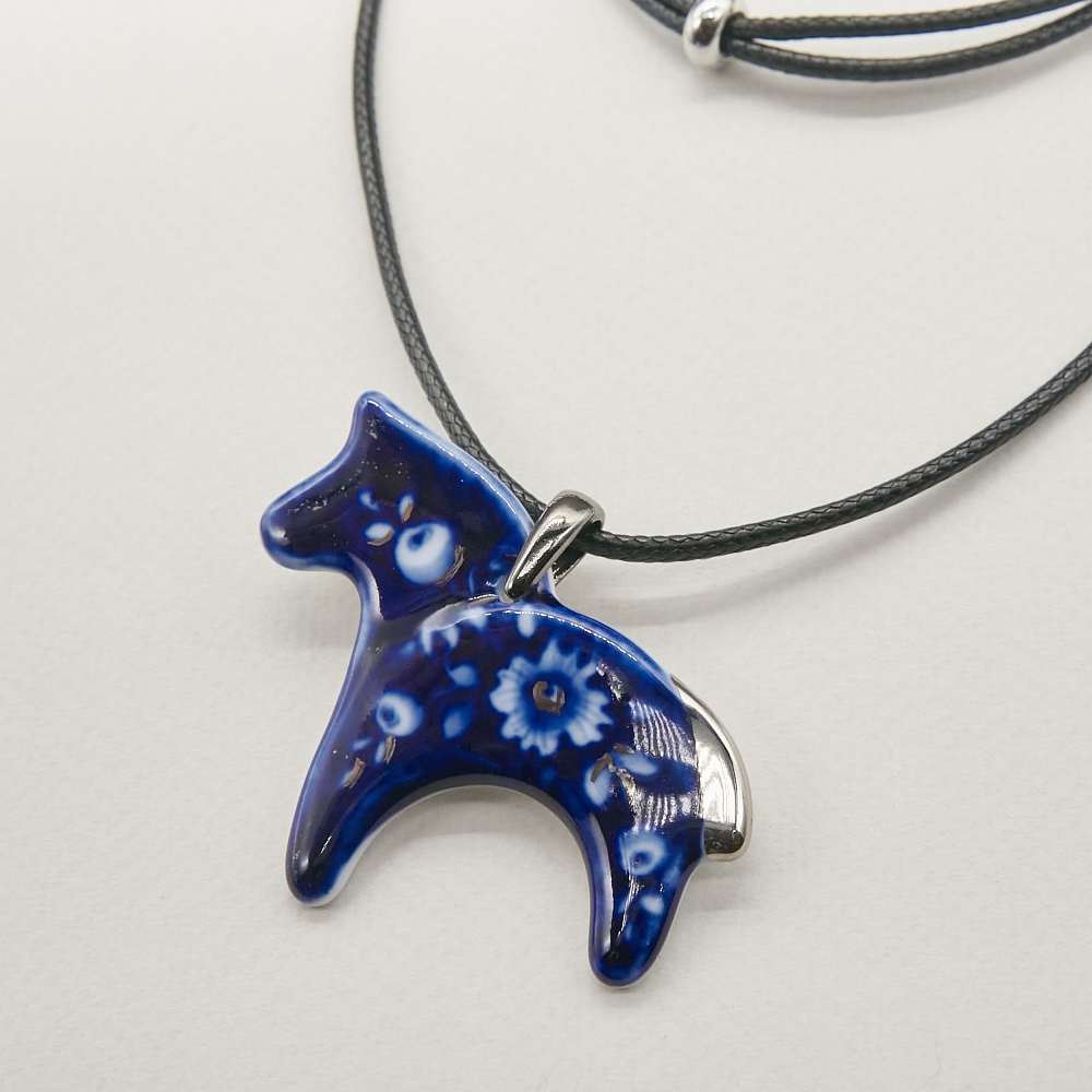 Кулон Коник роспись фэнтези на шнурке в платине из коллекции ГФЗ &amp;amp; Buylerika Ceramic Гжельский фарфоровый завод