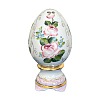 Яйцо малое Подарочное в нежной росписи Устюхиной Гжельский фарфоровый завод